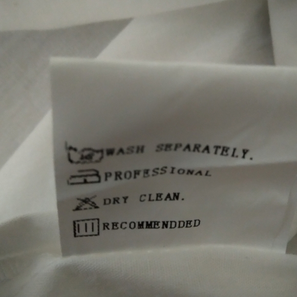 Hi Lo Blouse - Picture 6 of 6